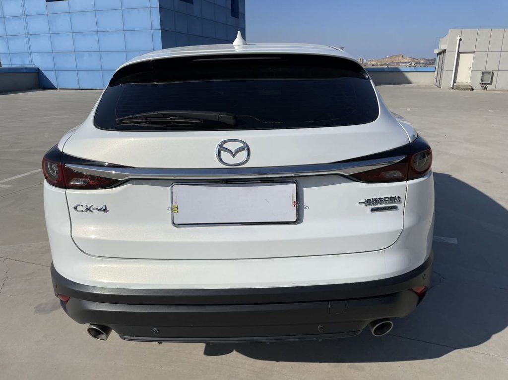 Mazda CX-4 2021 года 2,0 л Автоматическая коробка передач 2WD Skyactiv Dynamic Edition - Huishida Trading