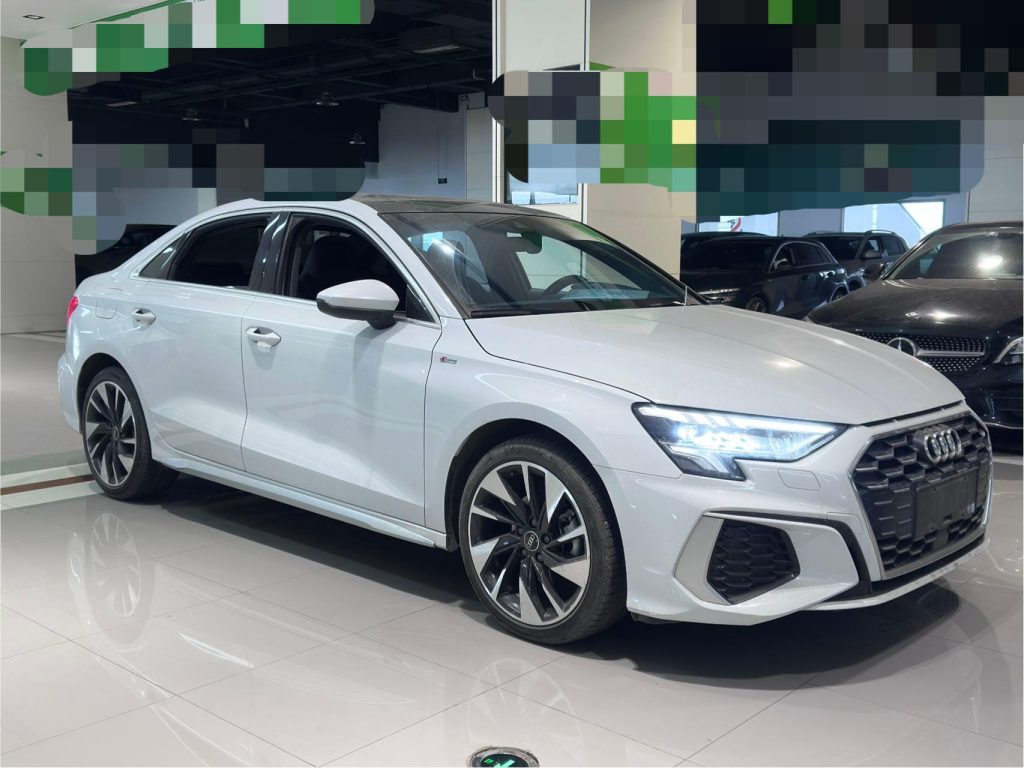 Audi A3 2022 Модель A3L Лимузин 35 TFSI Sportline - Huishida Trading