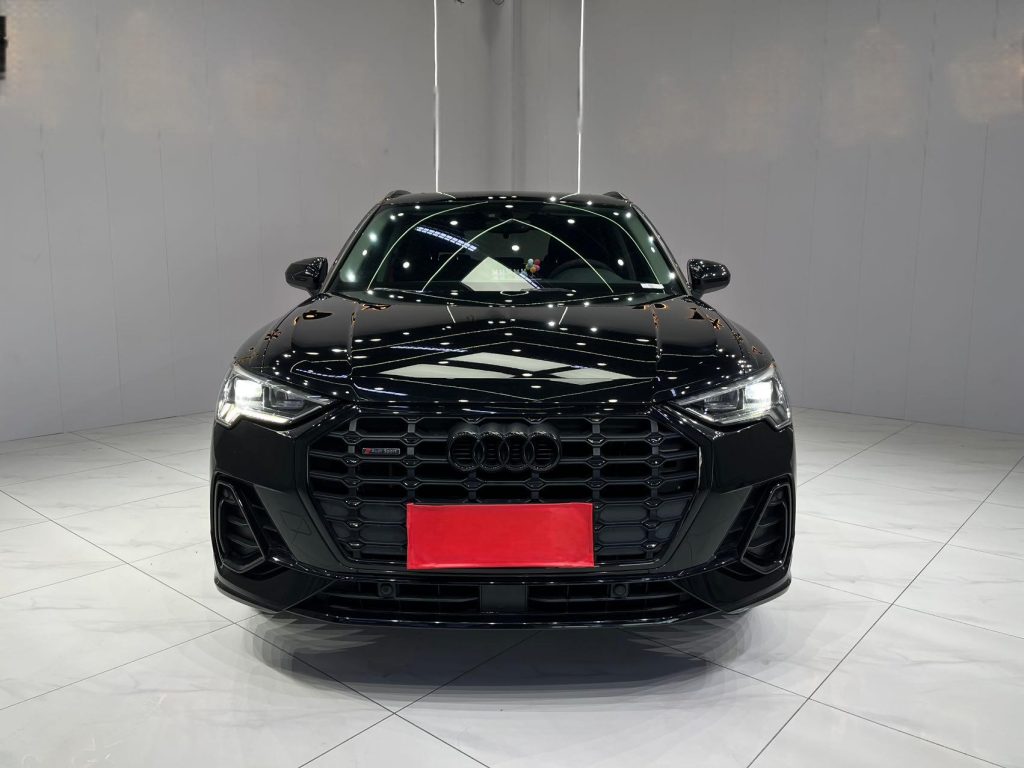 Audi Q3 2021 года 35 TFSI Sportline - Huishida Trading