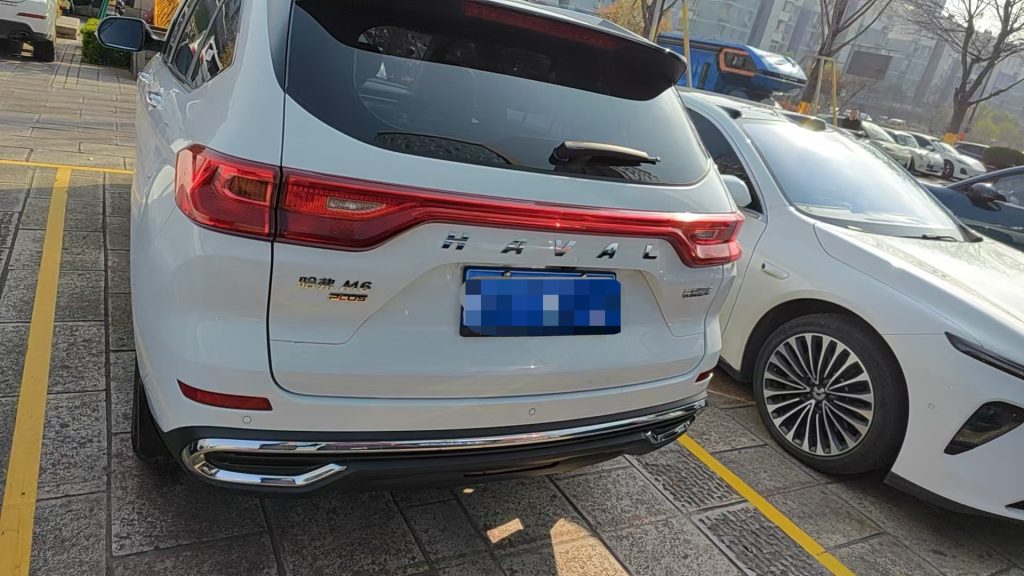 Haval M6 2023 Model PLUS 1.5T DCT Luxury Smart Connect Edition - Huishida Trading