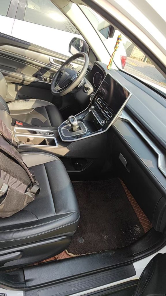 Haval M6 2023 Model PLUS 1.5T DCT Luxury Smart Connect Edition - Huishida Trading