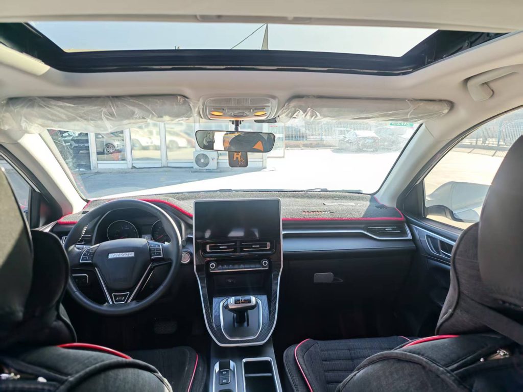 Haval M6 2023 PLUS 1.5T DCT Luxury Smart Connect Edition - Huishida Trading