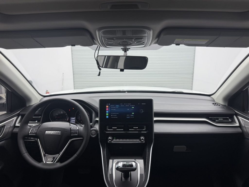 Haval M6 2023 Model PLUS 1.5T DCT Luxury Smart Connect Edition - Huishida Trading