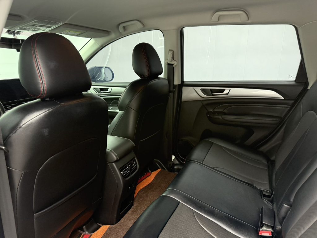 Haval M6 2021 Model PLUS 1.5T DCT Elite Smart Connect Edition - Huishida Trading