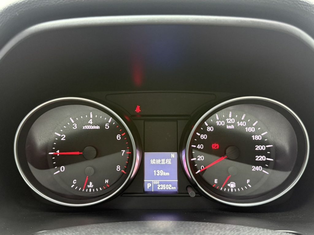 Haval M6 2021 Model PLUS 1.5T DCT Elite Smart Connect Edition - Huishida Trading