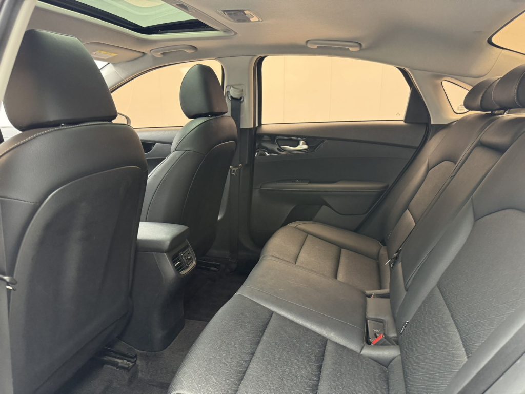 Kia K3 2021 Facelift 1.5L CVT Fashion Edition - Huishida Trading