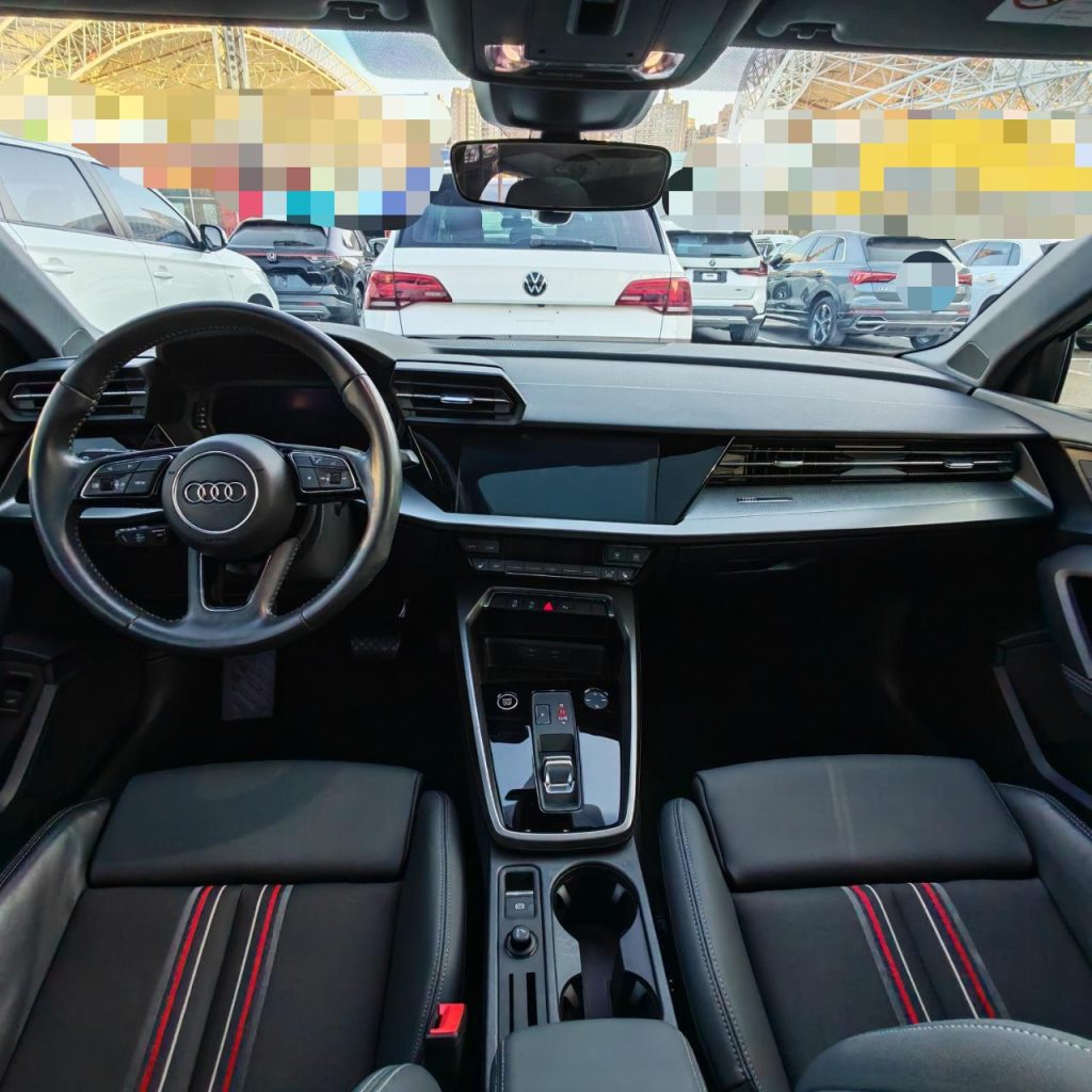 Audi A3 2022 модельного года Sportback 35 TFSI, стильный спортивный вариант - Huishida Trading