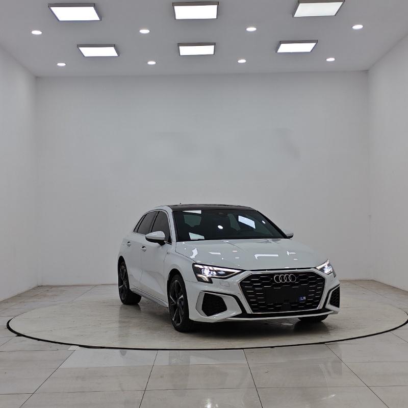 Audi A3 2022 модельного года Sportback 35 TFSI, стильный спортивный вариант - Huishida Trading