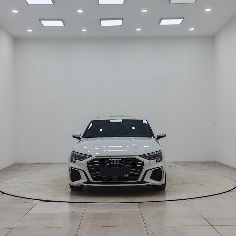 Audi A3 2022 Sportback 35, TFSI, версия «Progressive Sport» - Huishida Trading