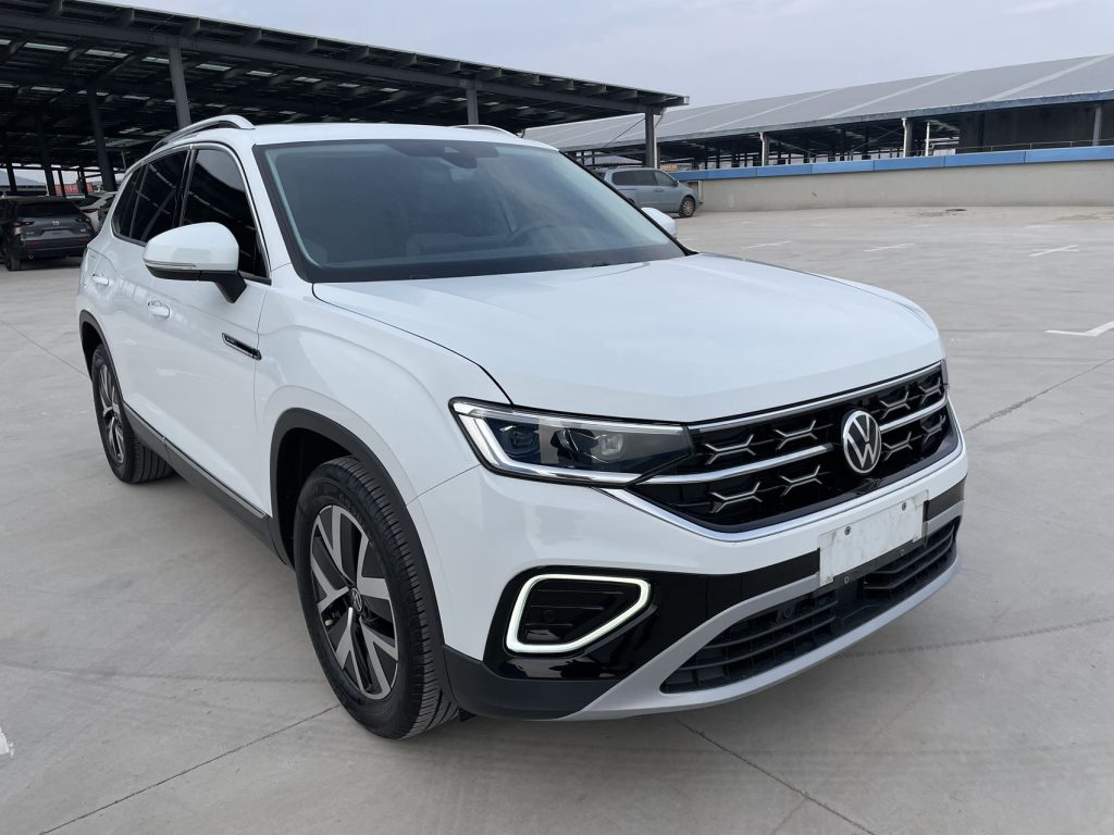 Volkswagen TAYRON 2023 модельный год, 280TSI, передний привод, версия «Luxury Plus Advanced» - Huishida Trading
