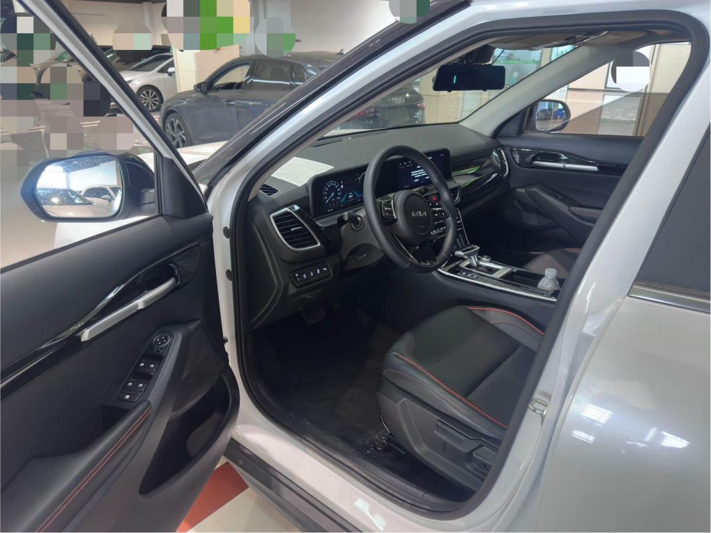 Kia Sesto, 2023 г. выпуска, 1,5 л, CVT, версия «Престиж» - Huishida Trading