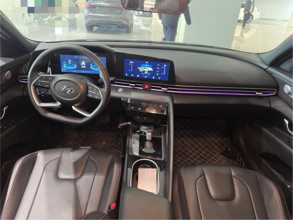 Hyundai Elantra, 2022 модельный год, 1,5 л, CVT, юбилейная версия к 20-летию - Huishida Trading