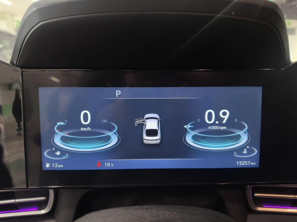 Hyundai Elantra, 2022 модельный год, 1,5 л, CVT, юбилейная версия к 20-летию - Huishida Trading