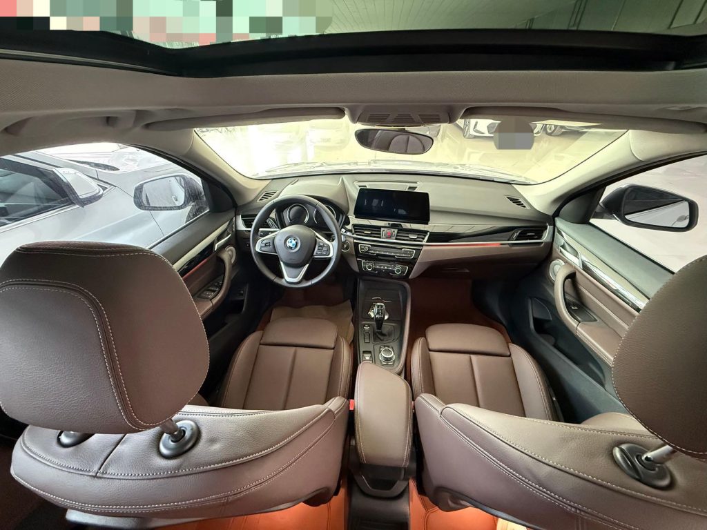 BMW X1 2022 sDrive20Li, версия «Style» - Huishida Trading