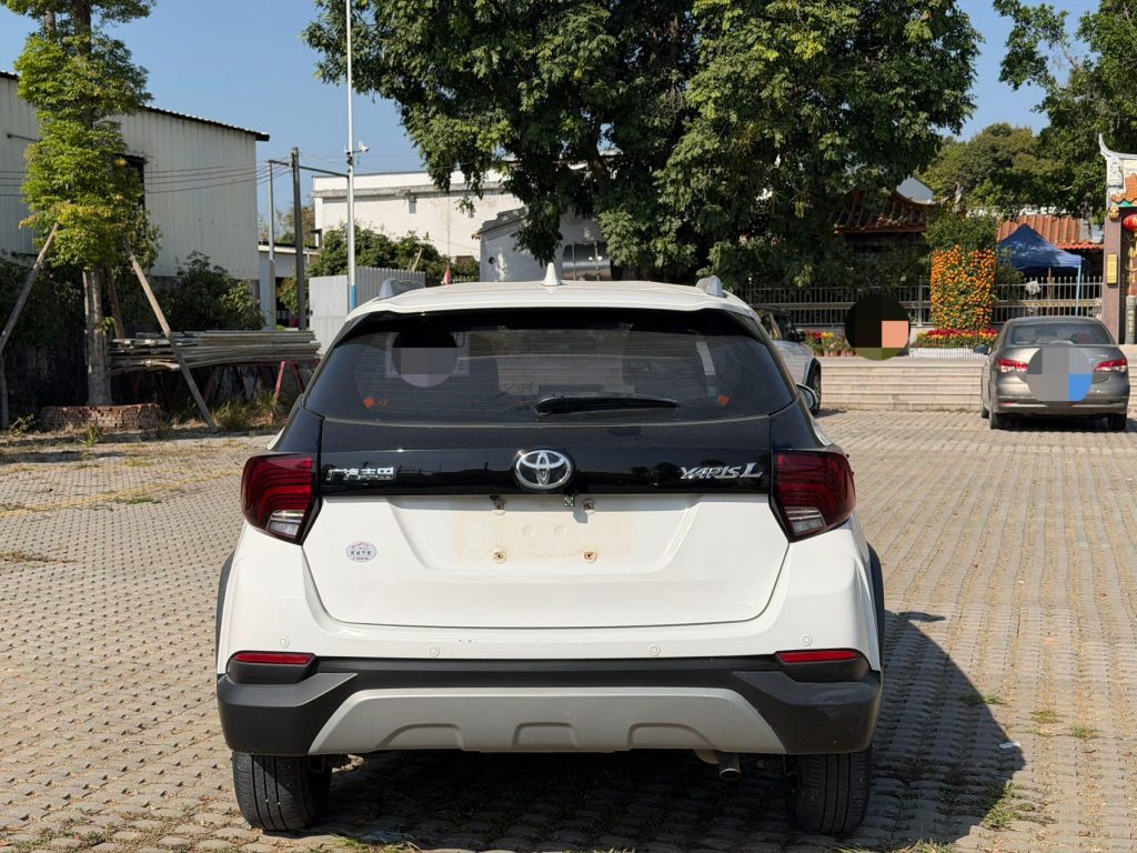 YARIS L X , 2022 модельный год, 1.5L CVT, версия «Luxury Plus» - Huishida Trading