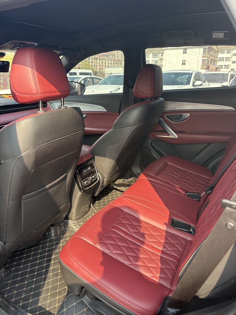 JETOUR X70 PLUS 2023 модельного года 1.5T DCT «Yongzhe PLUS» 5-местный - Huishida Trading