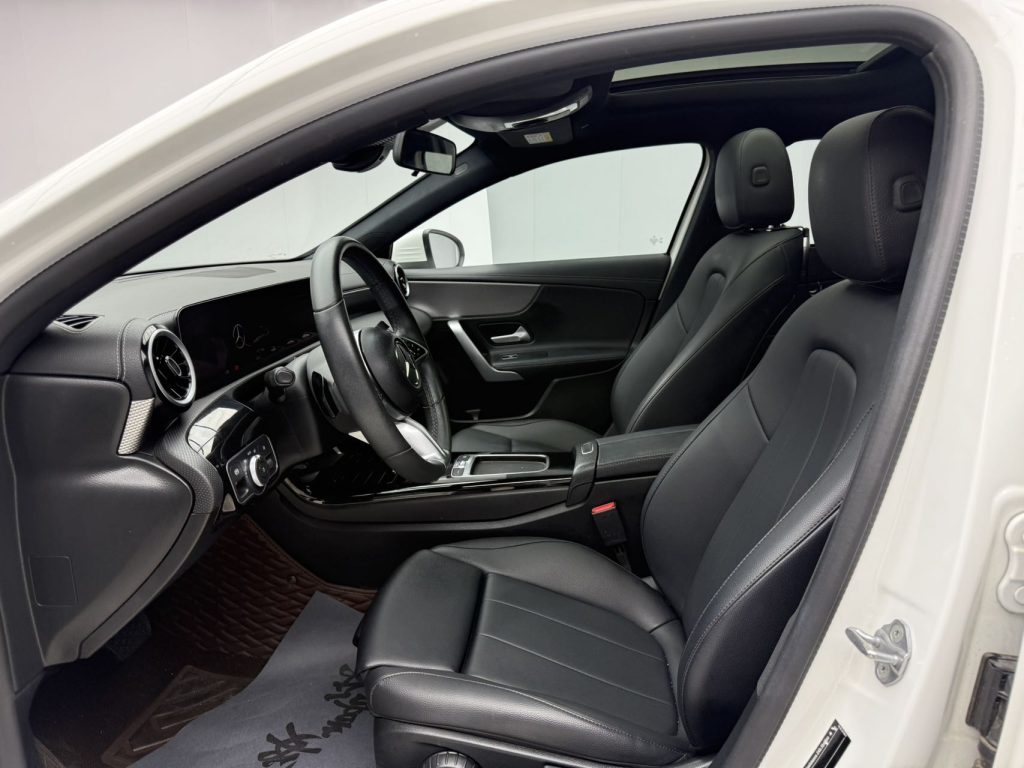 Mercedes-Benz A-класс, 2023 модельный год, A 180 L, система предупреждения о выезде с полосы движения - Huishida Trading