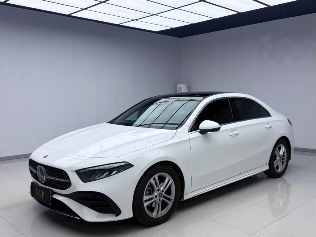 Mercedes-Benz A-класс, 2023 модельный год, A 180 L, система предупреждения о выезде с полосы движения - Huishida Trading