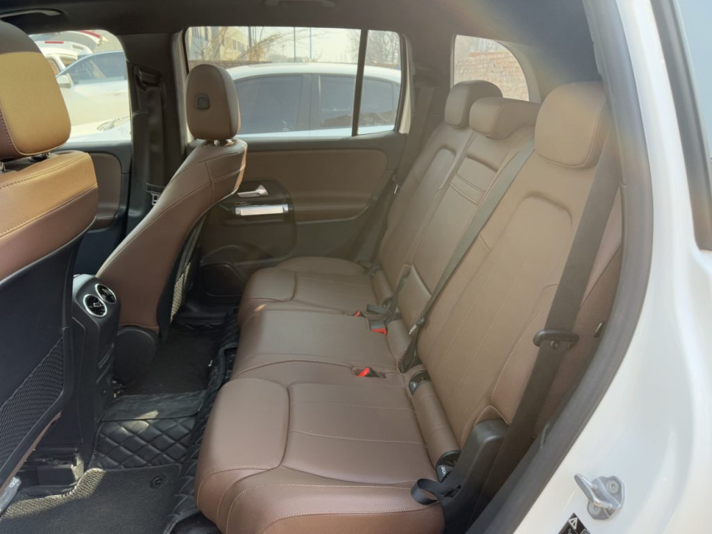 Mercedes-Benz GLB 2021 года, белый, 180, версия «Style», 7-местный - Huishida Trading