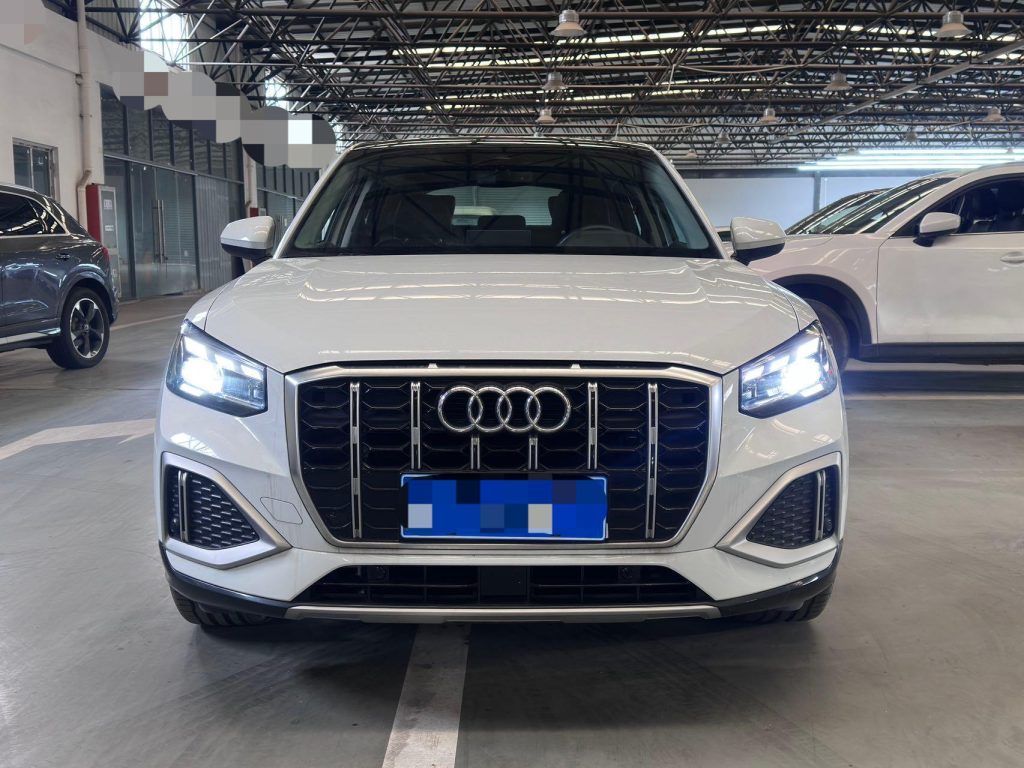 Audi Q2L, 2022 модельный год, 35 TFSI, версия «Luxury Elegance» - Huishida Trading