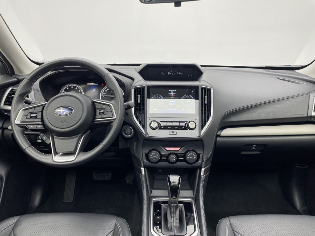 Subaru Forester, 2022 модельный год, 2.0i AWD, версия «Люкс» - Huishida Trading