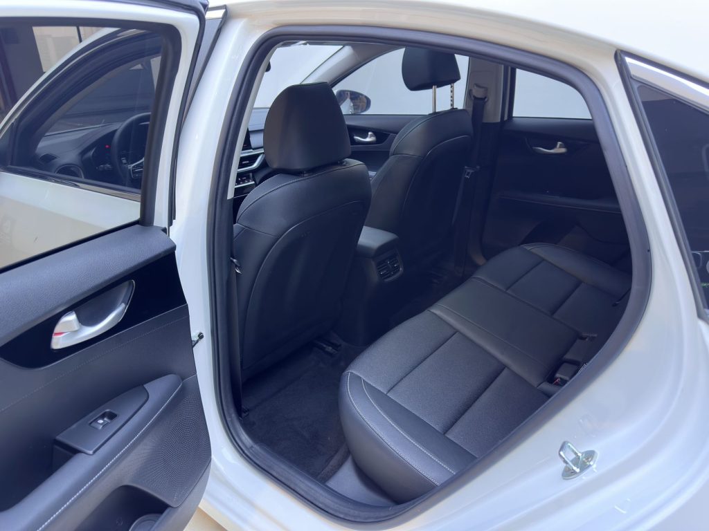 Kia K3 2021 г. Модернизированная версия 1,5 л CVT Fashion - Huishida Trading