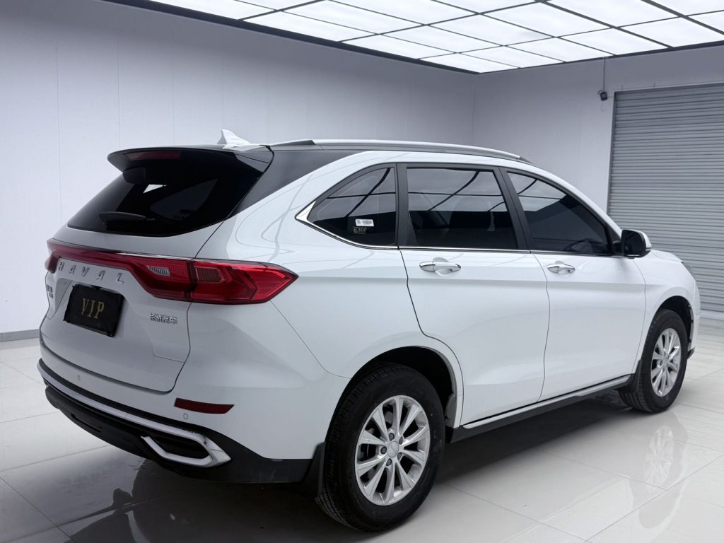Haval M6, 2023 модельный год, версия PLUS 1.5T DCT Luxury Smart Connect - Huishida Trading