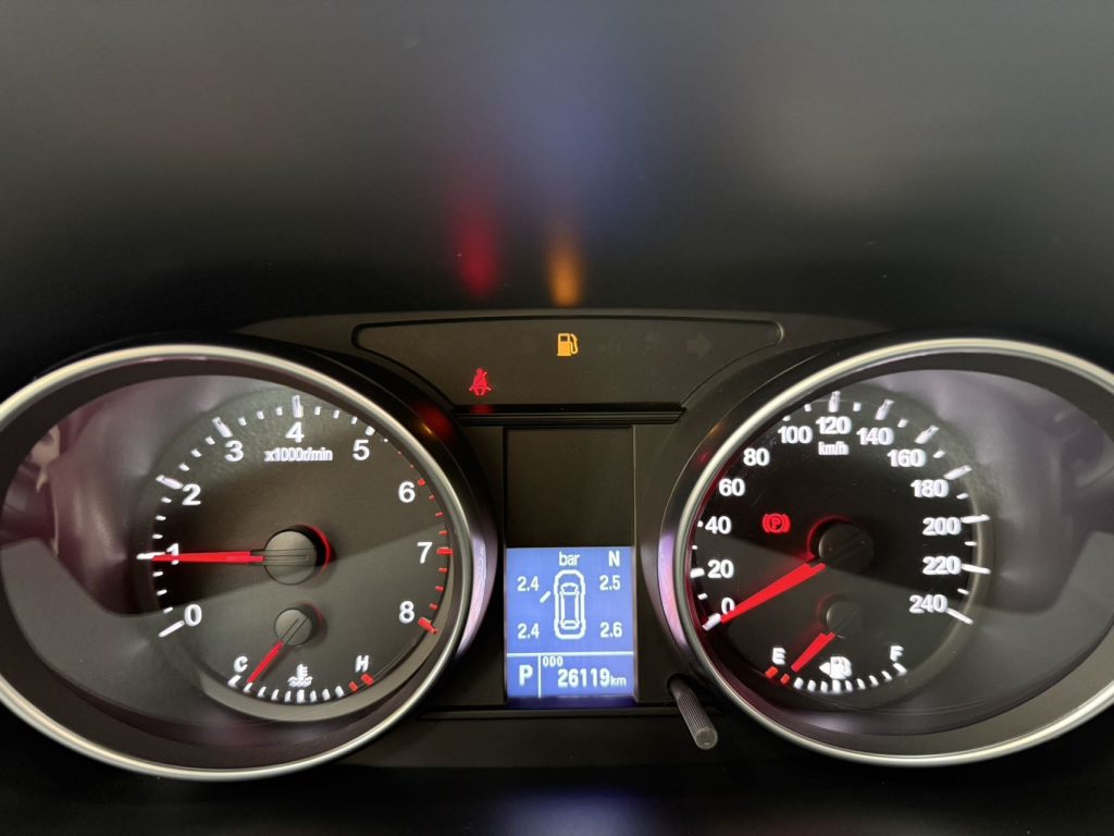 Haval M6 2021 модельного года PLUS 1.5TDCT, версия «Luxury Smart Connect» - Huishida Trading