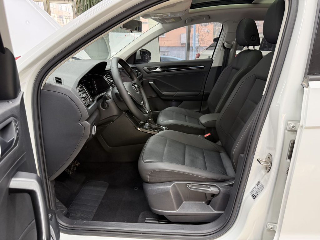 Volkswagen T-Roc, 2021 модельный год, 280TSI DSG, передний привод, версия «Comfort & Connect» - Huishida Trading