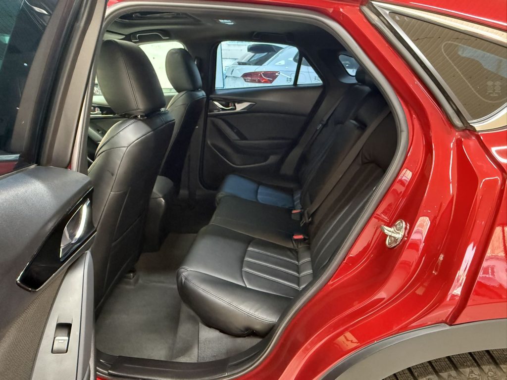 Mazda CX-4 2021 г. 2,0 л, АКПП, передний привод, версия «Skyactiv-Dynamic» - Huishida Trading