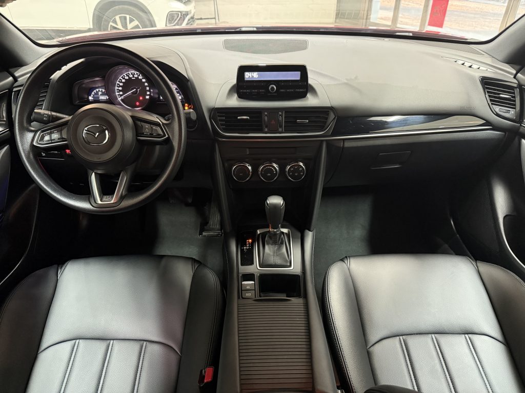 Mazda CX-4 2021 г. 2,0 л, АКПП, передний привод, версия «Skyactiv-Dynamic» - Huishida Trading