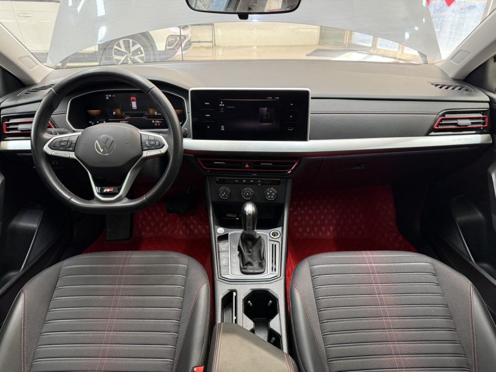 Volkswagen Lavida, 2023 модельный год, 280TSI DSG, версия «Starry Sky Full Enjoyment» - Huishida Trading