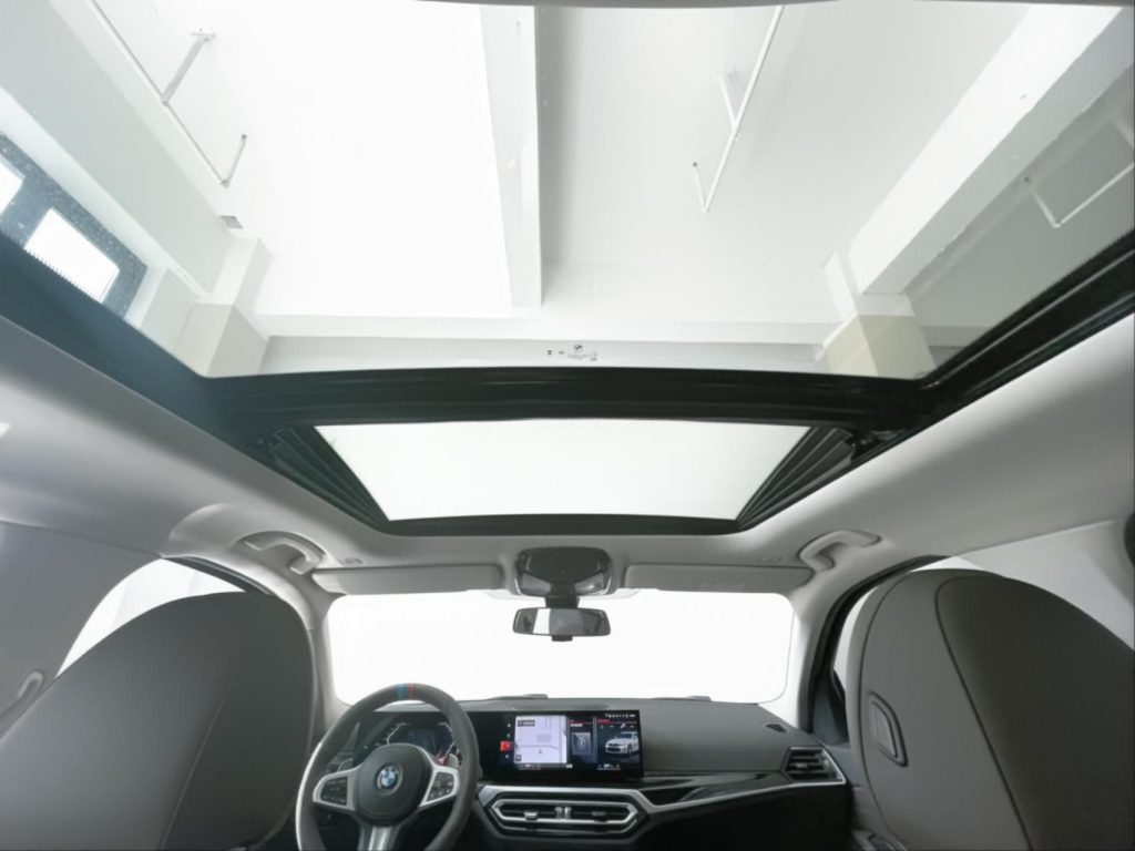 BMW 3 серии 2023 модельный год 320Li M Sport - Huishida Trading