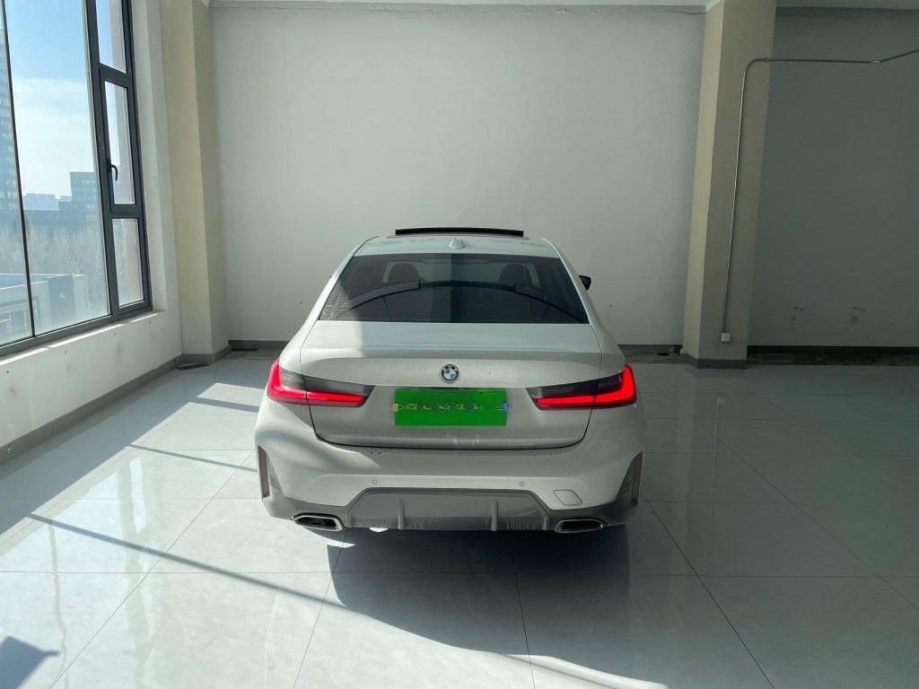 BMW 3 серии 2023 модельный год 320Li M Sport - Huishida Trading