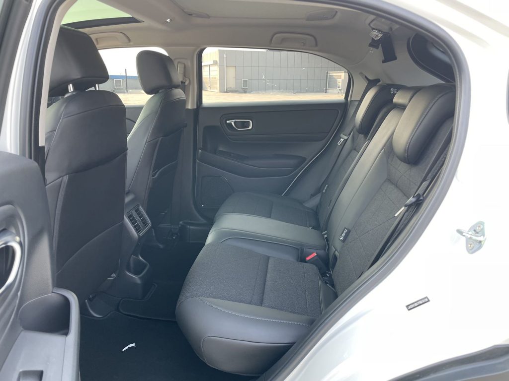 Honda Vezel, 2023 модельный год, 1,5 л, CVT, версия Pioneer - Huishida Trading