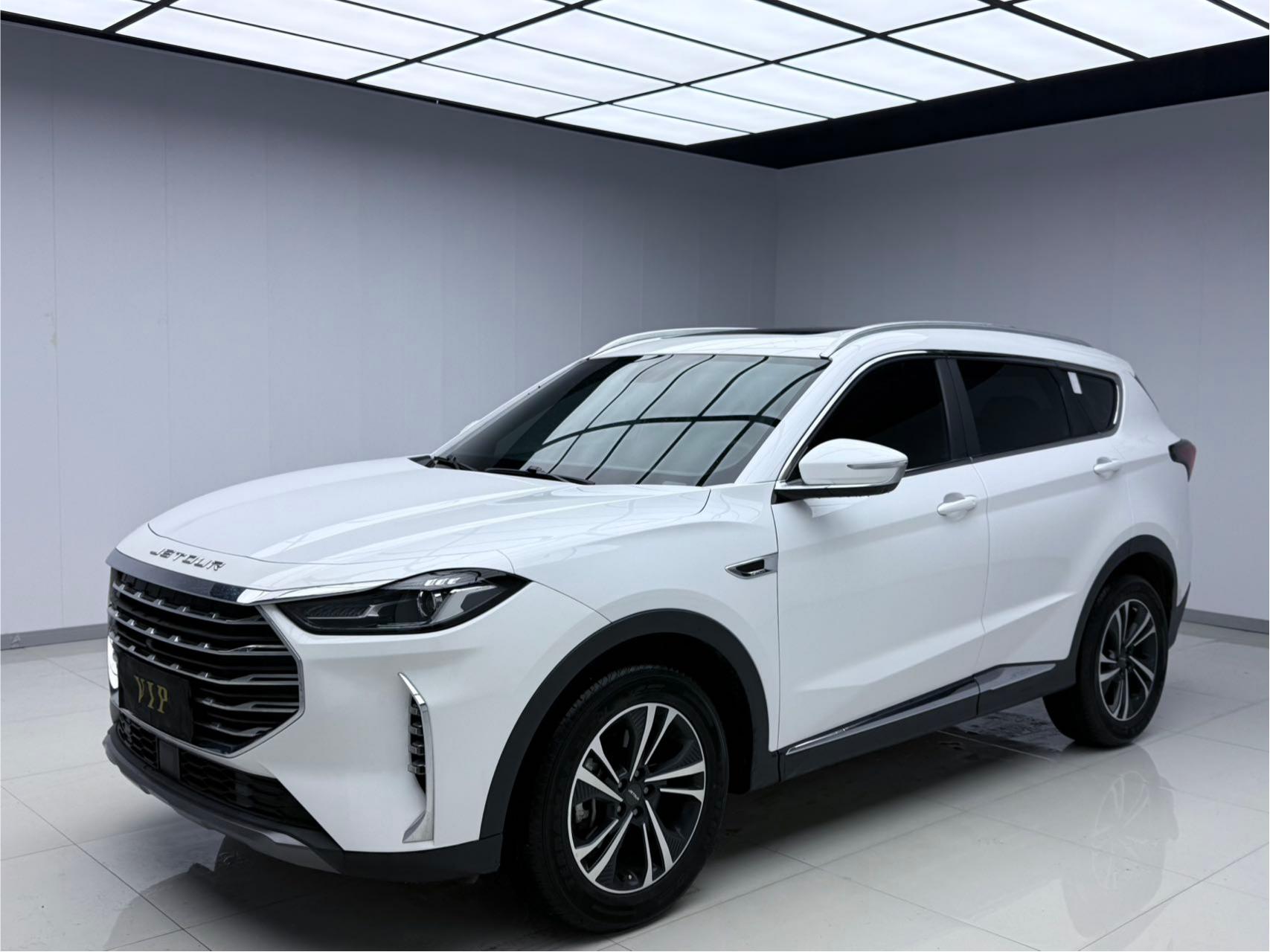 Jetour X70 PLUS,  2021 г. выпуска, 1.5T DCT, 5-местный