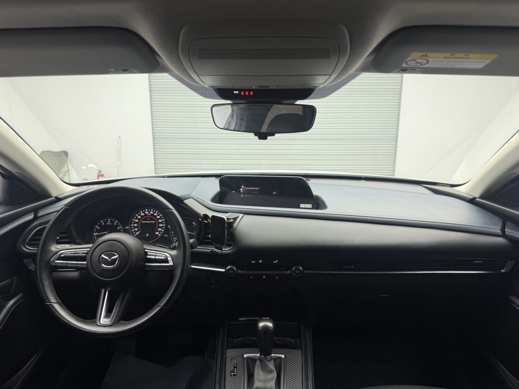 Mazda CX-30, 2021 г. выпуска, 2,0 л, АКПП, комплектация «Ya Yue» - Huishida Trading