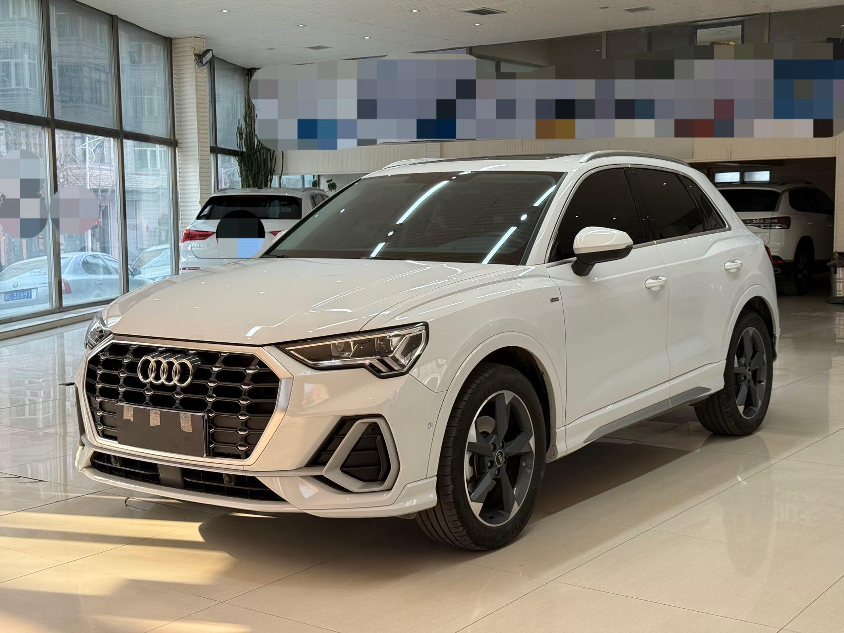 Audi Q3 2022 модельного года 35TFSI, версия «Sporty»