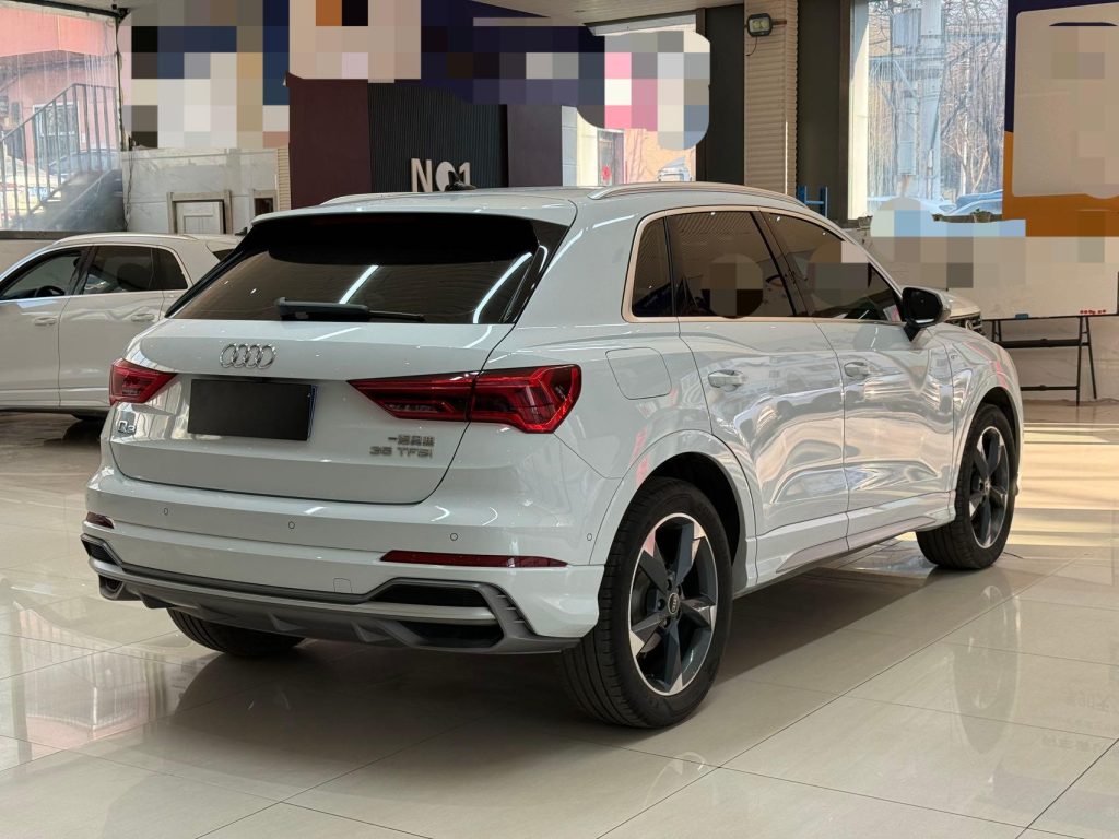 Audi Q3 2022 модельного года 35TFSI, версия «Sporty» - Huishida Trading