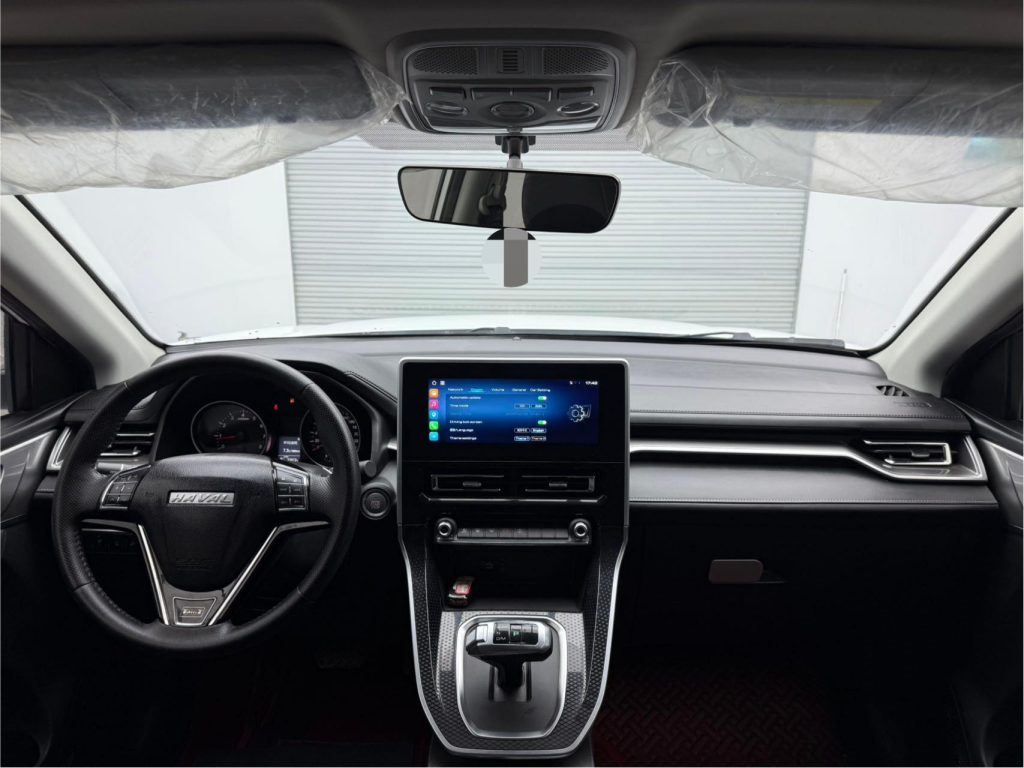 Haval M6 2023 PLUS 1.5T DCT, версия «Luxury Smart Connect» - Huishida Trading