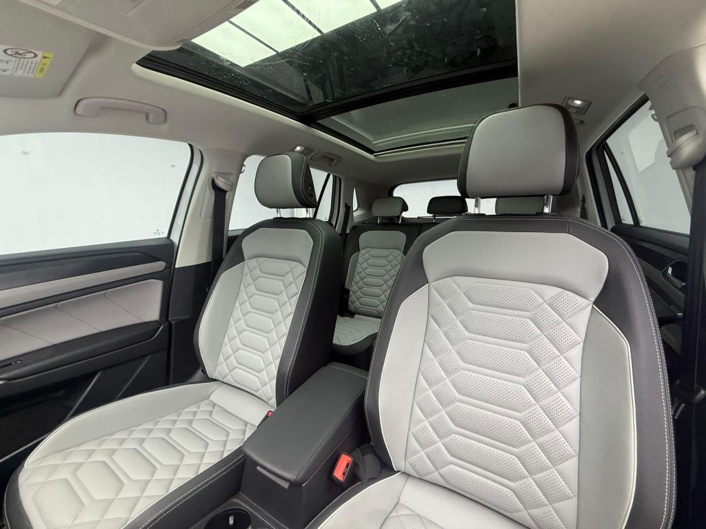 Volkswagen TAYRON 2023 модельного года, 280TSI, 2WD, версия «Luxury Plus Advanced» - Huishida Trading