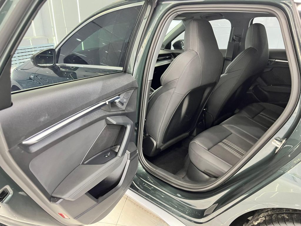 Audi A3 Sportback 2022 года, 35 TFSI, версия «Sporty» - Huishida Trading