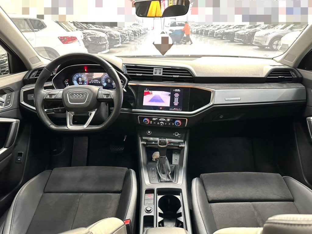 Audi Q3 2021 модельного года 35 TFSI версия «Sporty» - Huishida Trading