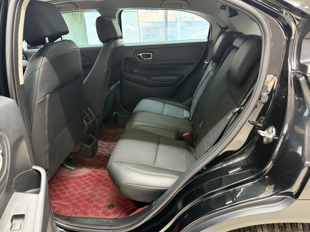 Honda Vezel, 2023 г. вып., 1,5 л, CVT, версия «Tech» - Huishida Trading