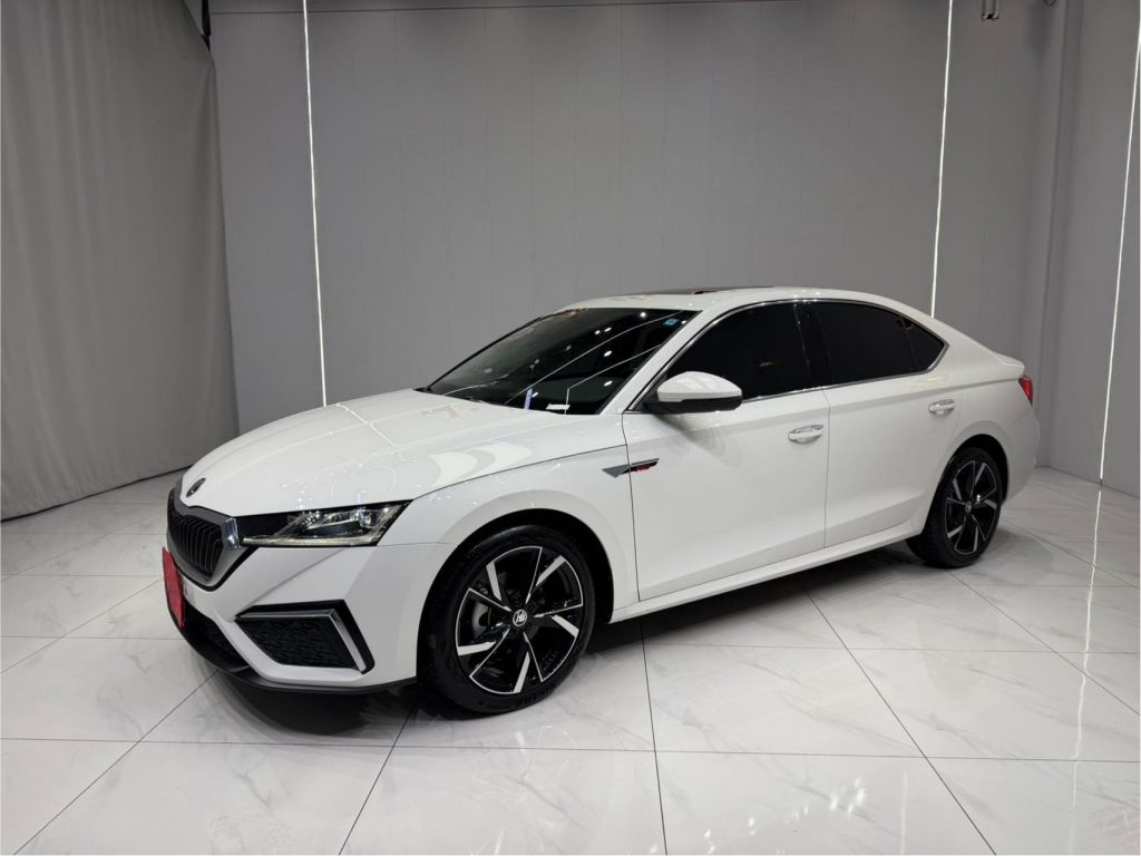Skoda Octavia, 2022 модельный год, PRO TSI280, версия «Exclusive» - Huishida Trading