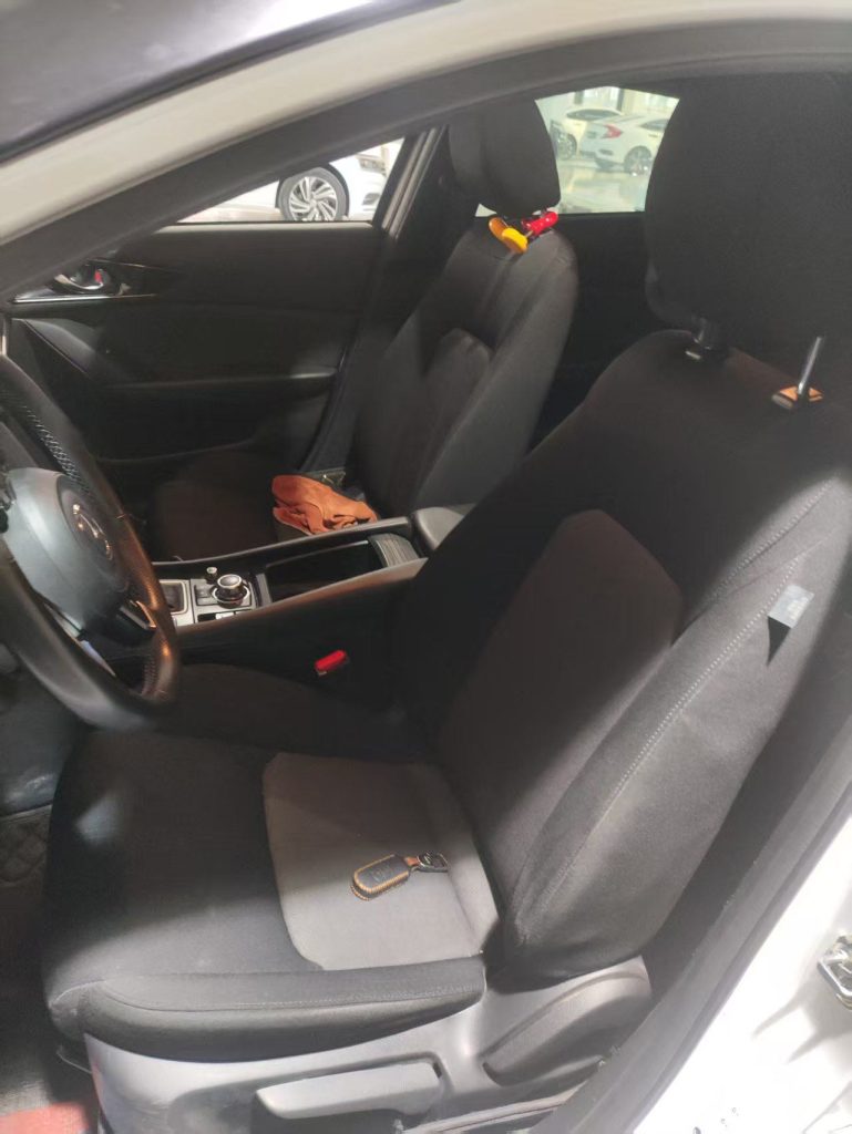 Mazda CX-4, 2021 г. выпуска, 2,0 л, АКПП, передний привод, версия «Sky Exploration» - Huishida Trading