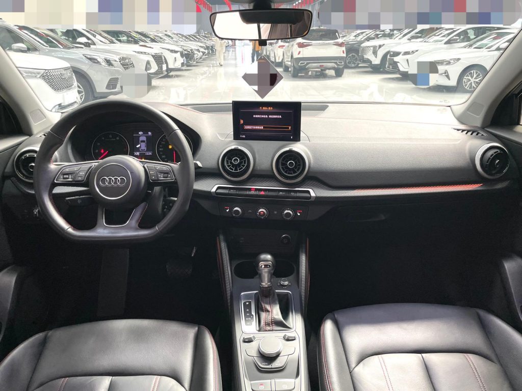 Audi Q2L 2022 модельного года, 35 TFSI, версия «Progressive», стандарты выбросов China VI - Huishida Trading