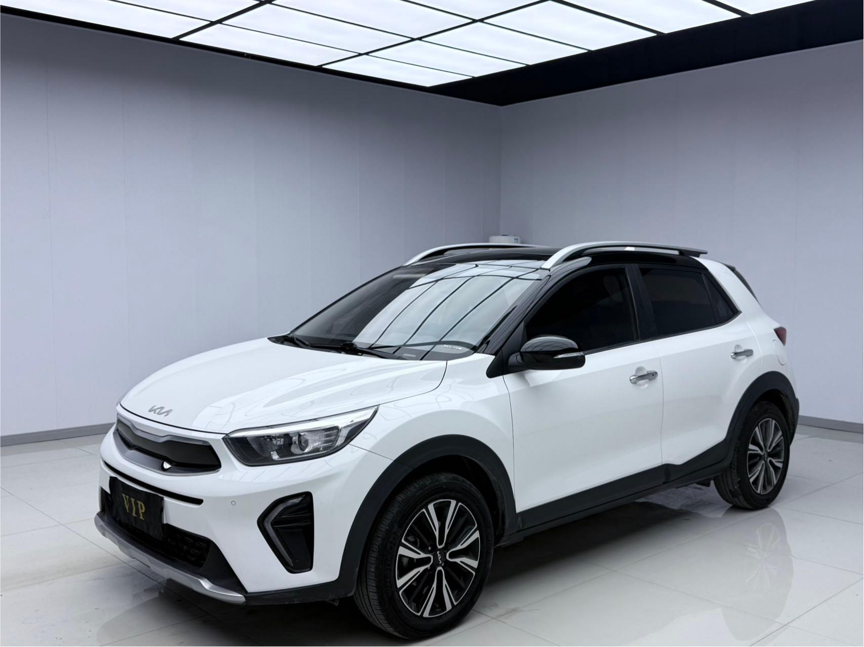 Kia KX1, 2021 г. выпуска, 1,4 л, CVT, с люком