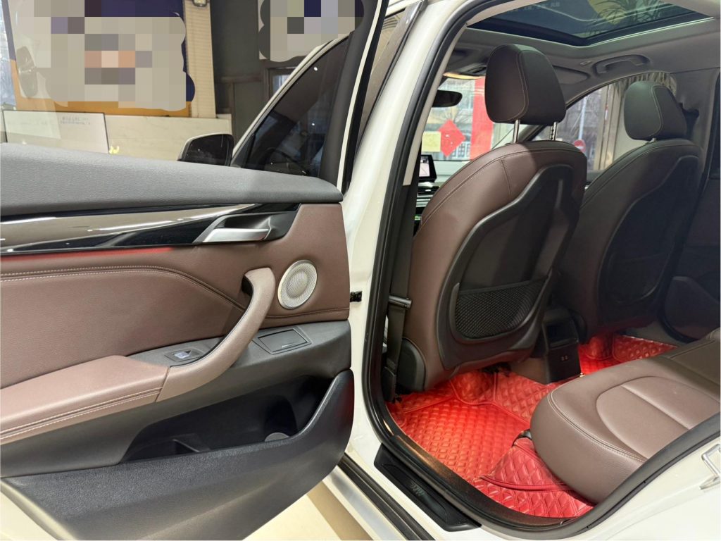 BMW X1 2022 модельного года sDrive20Li Комплектация «Style» - Huishida Trading