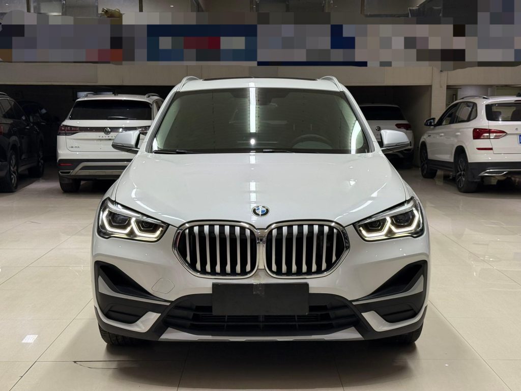 BMW X1 2022 модельного года sDrive20Li Комплектация «Style» - Huishida Trading